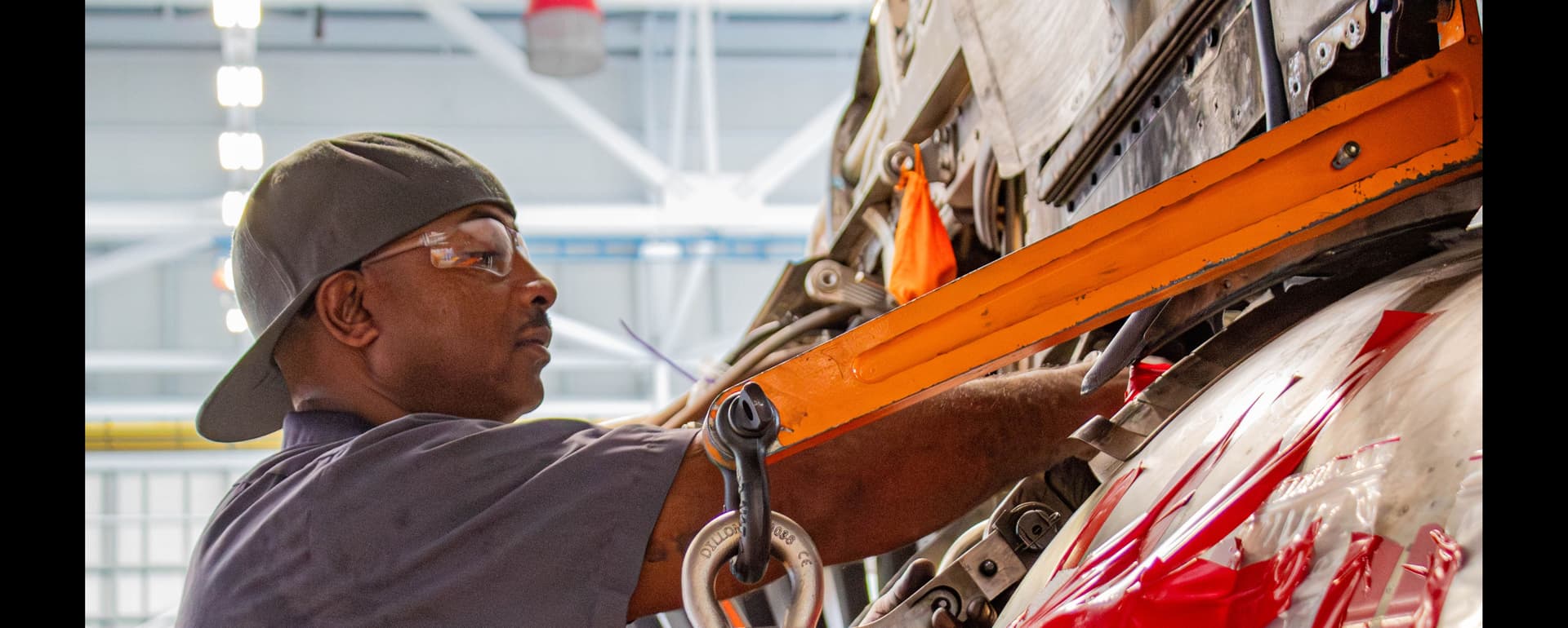 AVIATION MAINTENANCE TECHNICIAN CAREERS visual data 2